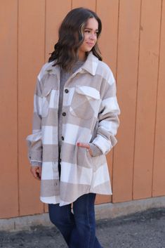 Easy going Shacket Gray Color, Plaid