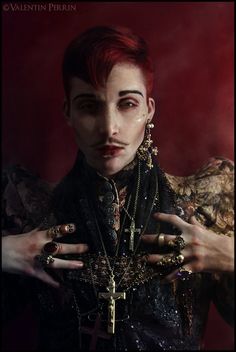 Memento Mori by ValentinPerrin on deviantART High Fashion Vampire, Valentin Perrin, Male Burlesque, Gothic Male, Dandy Fashion, Pale Makeup, Drag Make-up, Red King