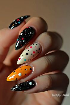 polka-dot-nail-designs-26 Carnival Nails, Polka Dot Nail Designs, Fashion Nail Art, Dot Nail Designs, Polka Dot Nail Art, Dot Nail Art, Colorful Nail, Goth Nails, Pointed Nails