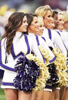 cheerleaders perform during the game against american football team on november 22, 2013 in los angeles, california