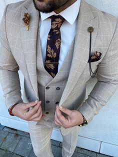 Checked Beige Suit | Best Beige Wedding Suit – Pomandi.com Beige Suits Wedding, Plaid Suit Men, Costume Beige, Suit Combinations, Groom Wedding Attire, Beige Wedding, Beige Suits, Wedding Suits Groom, Dress Suits For Men