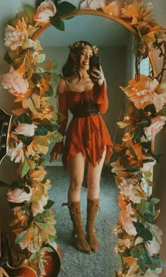 Ren Fair Outfits, Fae Costume, Fair Outfit Ideas, Fairy Costume Women, Ren Faire Ideas, Ren Faire Outfits, Ren Faire Costume, Fair Outfit, Fairy Halloween Costumes