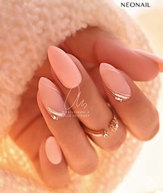 Fur Nails, Trendy Manicure, Elegant Touch Nails, Quinceanera Nails, Boho Nails, White Manicure, Manicure Designs, Cute Gel Nails, Nail Idea