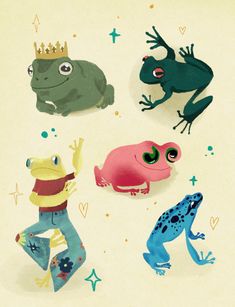 four different colored frogs and one frog with a crown on it's head, all standing in the same direction