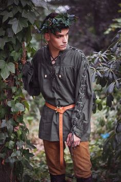 Medieval Style Long Sleeve Costume Top, Medieval Long Sleeve Costume Top, Medieval Costume Top With Long Sleeves, Bohemian Long Sleeve Tops For Larp, Traditional Long Sleeve Tops For Larp, Kostum Peri, Medieval Clothing Men, Ren Faire Outfits, Female Pirate Costume