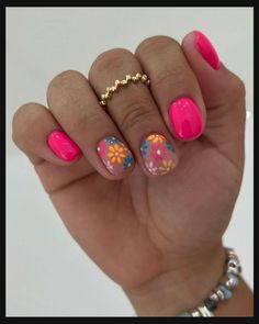 Biab Nail Design Spring, Summer Biab Nails 2023, Summer Gel Nails Ideas Short 2023, Short Acrylic Nails Summer 2023, Dip Summer Nails 2023, Summer Biab Nails Short, Summer Painted Nails, Spring Gel Manicure Ideas, Gel Nails Spring 2023