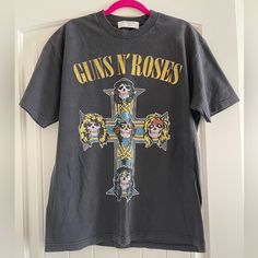 Daydreamer For Free People Guns N Roses T-Shirt. Nwot, Never Worn. One Size Streetwear Crew Neck T-shirt With Rose Print, Streetwear Rose Print Crew Neck T-shirt, Rose Print Crew Neck Top For Streetwear, Christmas List, Vision Board, Free People, Roses, For Free, Womens Tops