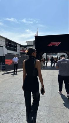 F1 Wag Aesthetic Outfits, F1 Lifestyle Aesthetic, F1 Girlfriends, F1 Girlfriend Aesthetic, F1 Aesthetic Girl, F1 Girl Aesthetic, F1 Racing Aesthetic