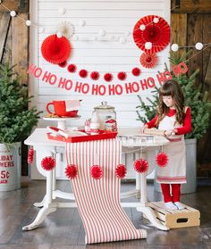 believe-christmas-table-runner-ho-ho-ho-banner-styled Paper Table Runner, Party Fans, Paper Rosettes, Holiday Table Runner, Office Christmas Party, Striped Table Runner, Paper Table, Holiday Banner, Set The Table