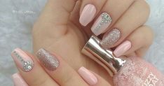 No post de hoje, trago 20 inspirações de Unhas Decoradas nas cores Rosa e Cinza - Venha se inspirar aqui e compartilhe com uma amiga especial! Wedding Manicure, Fingernail Designs, Manicure And Pedicure, Stylish Nails, Makeup Nails, New Items, Manicure, Nail Designs