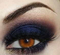 Navy blue smokey eye to match my dress for the Christmas Party..hmm.. Silvester Make Up, Blue Smokey Eye, Drag Make-up, Sapphire Eyes, Smoky Eyes, Makijaż Smokey Eye, Purple Eyeshadow, Smokey Eyes, Purple Eyes