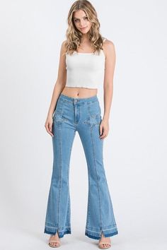 AS SEEN ON THAT 70's SHOW these are the cutest jeans ever!!!! #hippievibetribe #70'sshow #fashion #starjeans  #womensclothing #hippiejeans #hippiegirl  Use Code: hippiefriend. for extra savings Support Women owned businesses!! Petite Flare Jeans, Uzun Boy, Cut Out Jeans, Dr Wardrobe, Flare Bottoms, Star Cut Out, 2024 Wishlist, Vibe Tribe, High Waisted Flare Jeans