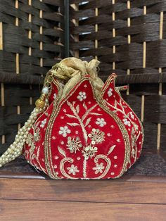 Fashion handbag / clutch . High quality hardware . Crystal work. Velvet body and hand embroidery. Crystal Work, Chain Headband, Bag Tutorials, Crochet Bag Tutorials, Suits For Sale, Women Handbag, Waist Chain, American Diamond, Louis Vuitton Speedy Bag