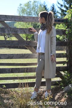 Outfit Primavera, Future Style, Beige Cardigan, Natural Style, Casual Street Style, White Denim, Online Womens Clothing