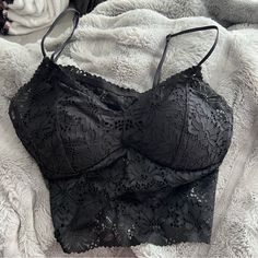 Size Large-Like Brand New Black Seamless Camisole For Party, Elegant Black Bra-friendly Camisole, Black Lace Bra-friendly Camisole, Spring Black Lace Camisole, Black Lace Cami Crop Top, Black Fitted Bra With Spaghetti Straps, Elegant Black Bra Friendly Crop Top, Fitted Black Bra With Spaghetti Straps, Black Camisole Bra For Summer