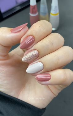 Simple Fall Nails, Hello Nails, Seasonal Nails, Nails Desing, Perfect Nails, Green Nails, Nude Nails, Nail Designer, Winter Nails