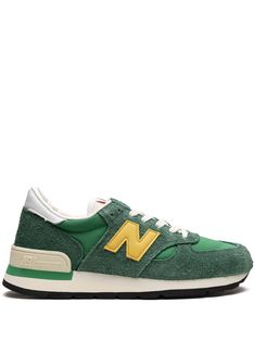 green/yellow suede/leather mesh panelling logo patch to the side round toe front lace-up fastening logo patch at the tongue branded heel counter rubber sole These styles are supplied by a premium sneaker marketplace. Stocking only the most sought-after footwear, they source and curate some of the most hard to find sneakers from around the world. Green New Balance, New Balance 990, Gold Sneakers, Mens Fashion Blog, Best Mens Fashion, New Balance Sneakers, Sneakers Blue, Summer Beach Wear, Nike Air Max 97