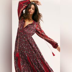 A Classic! Worn Once Or Twice, Looks New! Generous Sizing. Definitely A Maxi Length On Me At 5’4”. Mode Hippie, Flowy Midi Dress, People Happy, Bohemian Maxi Dress, Hippie Dresses, Maxi Dresses Casual, Boho Maxi Dress, Hippie Chic, Printed Maxi