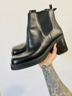 Vintage Mia Square Toe Chunky Platform Ankle Boot. These may have never actually ever been worn out of the house as there is not a scratch on them and the souls are in pristine condition!  Womens size 10 Womens Booties, Leather Work Boots, Booties Ankle Boots, Platform Ankle Boots, Chunky Platform, Cute Cases, Work Boots, Boot Shoes Women, Chelsea Boots