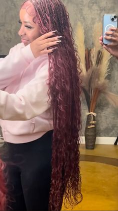 Burgundy Small Boho Knotless Braids, Color 425 Knotless Braids, Boho Red Knotless Braids, Boho Braids Burgundy, Dark Red Knotless Braids With Curls, Boho Knotless Braids Burgundy, Dark Red Boho Knotless Braids