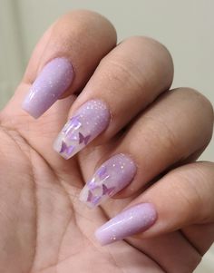 Nail Ideas Lavender Lilacs, Acrylic Nails Ideas With Butterflies, Pink And Purple Butterfly Nails Short, Lilac And White Nails Acrylic, Purple Nail Designs Butterfly Short, Nail Ideas Lilac Purple, Butterfly Nails Lavender, Spring Nails 2023 Lavender, Lavender Nails With Butterflies Short