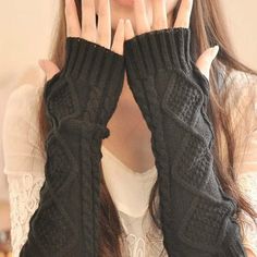 Half Gloves, Estilo Harajuku, Glove Pattern, Gloves Vintage, Gloves Design, Winter Mittens, Knitted Gloves