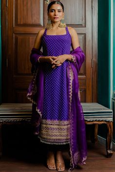 Purple Color Satin Fabric Charming Festival Wear Salwar Suit Suit Designs Indian Style, Suits For Women Indian, Orang India, Celana Fashion, Trendy Outfits Indian, Bandhani Dress, Diwali Outfits, Indian Designer Suits, Salwar Designs