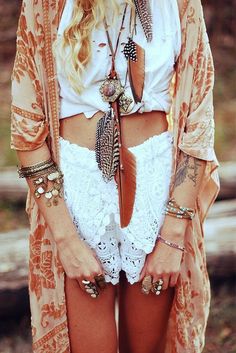 Bohemian Schick, Look Hippie Chic, Festival Mode, Necklace Inspiration, Boho Mode, Kardashian Kollection