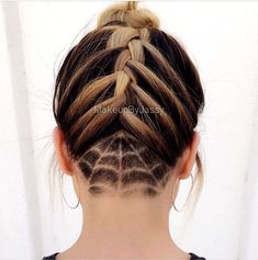 Undercut Nape, Undercut Hairstyle, Shaved Designs, Haircut Design, Spider Web Design, Haircut Designs