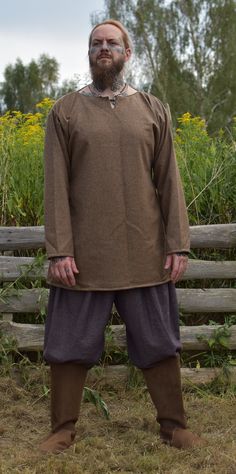 New wool Viking tunic ,machine sewn. Brown Wool Long Sleeve Top, Brown Long Sleeve Wool Top, Long Sleeve Brown Tunic For Fall, Brown Long Sleeve Tunic For Fall, Viking Tunic, Viking Shoes, Mens Costumes, Vikings, Poland