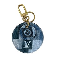 Authentic Louis Vuitton Denim Monogram Keychain Bag Charm Measurements: 5"H X 3.25"L Made In Italy Model: M69017 Date Code: Cx1109 Louis Vuitton Box & Dust Bag Are Included Condition: Lightly Used, Very Good Condition Overall With No Notable Flaws. Please Examine Images Closely For Details Denim Keychain, Louis Vuitton Denim, Louis Vuitton Box, Louis Vuitton Keychain, Louis Vuitton Blue, Monogram Keychain, Painted Bags, Keychain Bag, Louis Vuitton Accessories