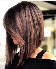 Angled Bob Hairstyles, Color Ideas For Blondes, Hair Color Ideas For Blondes, Hair Affair, Penteado Cabelo Curto, Hair Color And Cut, Medium Length Hair, Hair Dye Colors