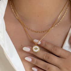 Our 14k gold-filled jewelry is bonded with 14k gold and is water and tarnish resistant. 14k gold-filled jewelry is a great alternative to solid gold, and can be worn by people with sensitive skin. - 14k gold-filled- Chain width: 2.5 mm. - Chain length: 16 in. or 16" + 2" extension- Waterproof, Tarnish resistant & Hypoallergenic Delicate 14k Gold Filled Paperclip Chain Jewelry, Delicate 14k Gold-filled Paperclip Chain Jewelry, Recycled Gold Link Jewelry For Gifts, Recycled Gold Link Jewelry Gift, White Gold Plated Jewelry With Cable Chain, Everyday White 14k Gold Filled Chain Necklace, White Gold-plated Jewelry With Cable Chain, Everyday 14k Gold Filled White Chain Necklace, Tarnish Resistant Gold Plated Link Jewelry