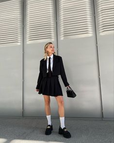 School Photoshoot Outfit, French Style Outfits, Outfit With Tie, Smart Casual Women, Fits Aesthetic, Easy Trendy Outfits, Prom Outfits, Mode Ootd, Graduation Outfit