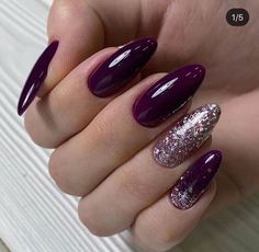 Bright Nail Art, Plum Nails, Purple Nail Art, Purple Acrylic Nails, Sparkly Nails, Oval Nails, Fancy Nails