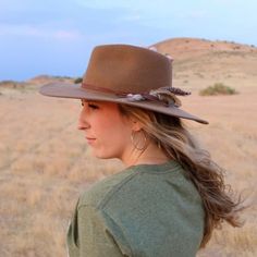 Stetson Coloma brown wool hat with 3 feathers