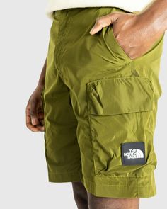 The North Face – NSE Cargo Pocket Short Forest Olive | Highsnobiety Shop Porter Yoshida, Gore Tex Jacket, Hiking Sneakers, Cargo Pocket, Pant Shirt, Winter Accessories, Gore Tex, Shorts With Pockets, Jacket Tops