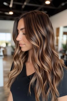 Check out 25 gorgeous must-try blonde hair colors for a stunning fall look. 🍁✨ #FallHairColors #BlondeHairTrends #AutumnBlonde #BlondeInspo #SeasonalHair #ChicBlondeStyles #WarmBlondeShades #HairColorIdeas #FallBeauty #BlondeTransformation Brown Highlights For Brown Hair, Highlights Brown Hair First Time, Full Light Brown Highlights, Brown Hair With Carnal Highlights, Chocolate Brown Hair With Chestnut Highlights, Dark Brown Hair With Highlights Light Brown, Vanilla Highlights On Dark Hair, 2c Hair With Highlights, Light Brown With Blonde Highlights Straight Hair