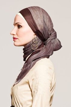 Hijab Earring Style - 16 Ideas to Wear Earrings with Hijab Hijabi Mode, Hijab Stile, How To Wear Hijab, Hijab Jeans, Hippy Chic, Hijabi Style