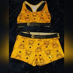 At This Price It Will Not Last Long! Casual Yellow Set With Letter Print, Casual Yellow Sets With Letter Print, Casual Yellow Letter Print Sets, Casual Yellow Stretchy Sets, Casual Yellow Stretch Sets, Casual Fitted Yellow Sets, Sports Bra Pattern, Girls Sports Bras, Camo Girl