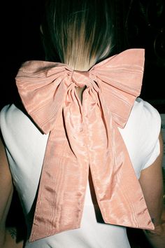 Hair barrette with oversized bow in ballet pink Italian moiré. Bow is 10" wide and 18" long. Fabric is 100% Viscose. Designer Hair Bows, Oversized Hair Bow, Bow Trend 2023, Bows On Clothes, Hoodie Editorial, Hair Bow Trend, Pink Bow In Hair, Hairstyle Ribbon, Pamela Munson