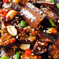 Chinese eggplant with garlic sauce Eggplant With Garlic Sauce, Lentil Casserole, Vegetarian Casserole Recipes, Meatless Dinners, Potatoes And Peas, Chinese Eggplant, Vegetarian Oyster Sauce, Vegetarian Casserole, Lentils And Rice