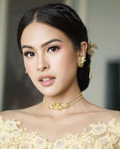 Cambodia Women, Medium Long Haircut, Bridal Updo Hairstyles, Pre Wedding Photoshoot Theme, Hairstyles Design, Prettiest Celebrities, Bridal Hair Updo, Ethereal Makeup, Hairstyle Inspiration