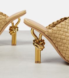 Bottega Veneta Shoes, Leather Mules, Sandal Fashion, Nappa Leather, Online Branding, High Heel Sandals, Bottega Veneta, Luxury Branding, Open Toe