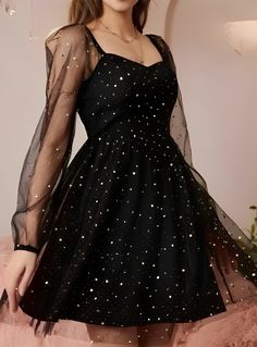 Black Colour Dress, Black Vibe, Short Frocks, Black Lover, Short Black Dress, Simple Frock Design, Shy Girl, Simple Frocks, Cute Short Dresses