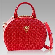 Country Of Origin Italy Measurements 13 ” Width, 9″ Height, 4 1/2″ Depth, Handles 3″, Detachable Strap 24″ 32 Cm Width, 23 Cm Height, 11 Cm Depth Size Large Colors Red Hardware, Closure, Inside, Lining 18k Gold-Plated, Top Zippered Closure, Main Compartment Space, Wall Zippered Pocket, Cell Phone And Slip Pocket, Felt Lined, Designer Leather Logo Patch. 2022 Valentino Orlandi Collection Registered Bag #26063 Comes With The Original Manufacturer Tag And Certificate Of Authenticity. Manufacturer’s Luxury Red Rectangular Box Bag, Circle Purse, Valentino Collection, Valentino Designer, Romantic Woman, Box Purse, Italian Bags, Large Handbag, Bowling Bag