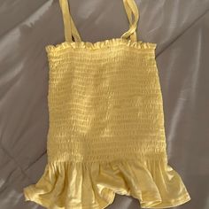 Tilly’s Xs Yellow Tank Top Never Worn Fitted Yellow Ruched Top, Casual Ruched Tank Top For Vacation, Fitted Summer Tops With Ruched Details, Yellow Ruched Tops For Spring, Ruched Cotton Tops For Vacation, Ruched Cotton Tops For The Beach, Yellow Tank, Yellow Crop Top, Yellow Tank Top