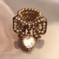 Clear Crystal Rhinestone Heart Charm Crystal Embedded Bow Stretchy Gold Colored Band Vintage Betsey Johnson Ring Vintage Betsey Johnson, Bow Ring, Color Bands, Betsey Johnson Jewelry, Rhinestone Heart, Vintage Band, Womens Jewelry Rings, Dream Wardrobe, Clear Crystal