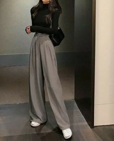 Outfit Ideas Sophisticated, Elegant Core Outfits, Womens Outfits Business Casual, Body Hiding Outfits, Contrast Trim Outfit, Fancy Buissnes Outfits, High Waisted Straight Pants, Modest Pants Outfits Classy, Business Casual Female Outfits