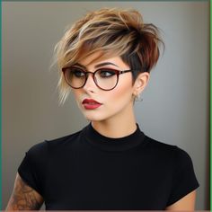 Mindset shift 101 - follow me for more! Thick Hair Pixie Cut, Pixie Hair Color, Haircut Tip, Thick Hair Cuts, Short Hair Images, Short Hair Pixie Cuts, Messy Short Hair, Edgy Short Hair, Curly Hair Women